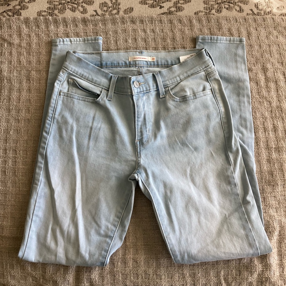 Women’s Levi’s 710 Super Skinny Light Blue W29 L30 EUC